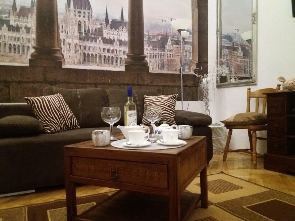 West10 Star City Center Budapeste Exterior foto